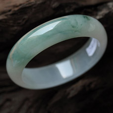 傾世光華緬甸老坑冰種飄花A貨天然翡翠貴妃鐲 內(nèi)徑58mm
